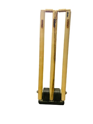 SHINE Cricket Heavy Duty Spring Loaded Stumps Spring Wickets (Tennis /Hard Ball) - Изображение 1 из 2