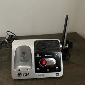 AT&T CRL82312 Wireless Phone Digital Answering Machine Charger Base - Working - Picture 1 of 5