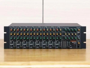 TASCAM MM-200 Mixer Audio Vintage Compatto Stereo Line Mixer per Studio DJ AS IS - Foto 1 di 5
