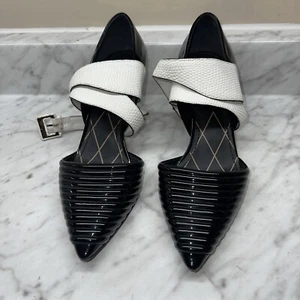 Louis Vuitton Black And White Pumps - Picture 1 of 7