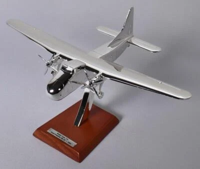 Bristol Tube 170 Superfreighter - Plated Silver 1:200 Scale - Plane Aircraft 21 - Image 1 of 2