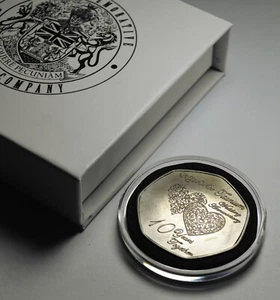 En nuestro décimo aniversario de boda de titanio conmemorativo en caja de regalo. Regalo/Lata - Imagen 1 de 12