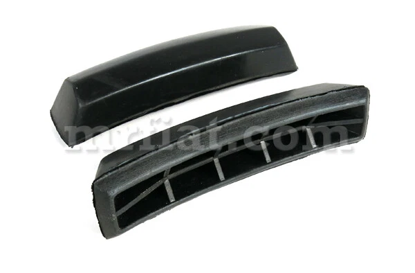 Juego de protectores de parachoques trasero Ferrari 365 GT 2+2 (tipo L) nuevo Foto 1 de 1