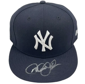 DEREK JETER SIGNED NEW YORK YANKEES OFFICIAL HAT AUTHENTIC AUTOGRAPH BECKETT LOA - Picture 1 of 5