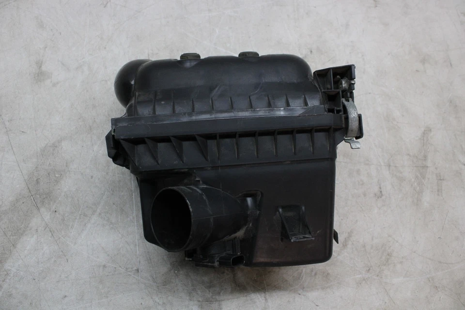 2016 SCION IM AIR INTAKE CLEANER BOX 17701-21110 OEM 16 17 18 - Image 1 of 4