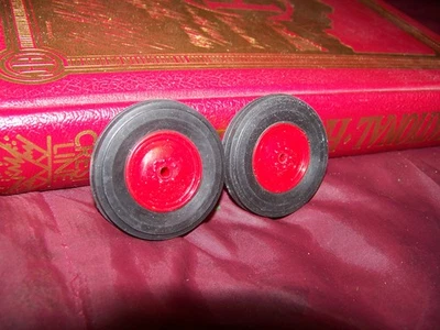 Piezas, Massey Ferguson 1100 W/F ruedas delanteras, 1/16, Ertl, llantas de plástico, personalizadas Foto 1 de 2