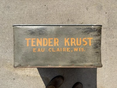 Vintage Eau Claire Wisconsin Tender Krust  Bakery Bread Carrier Box - Image 1 of 4