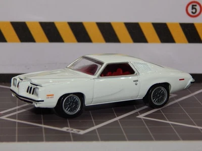 '73 1973 Pontiac Grand Am 400 HD V-8 White red interior 1/64 Diorama Model MINT - Image 1 of 4