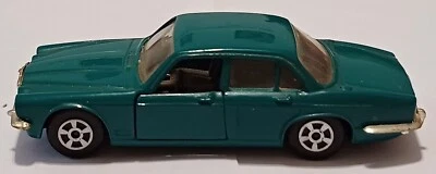 Polistil  Jaguar X J 12 L, n. EL 61, due aperture. Condizioni ottime - Immagine 1 di 4