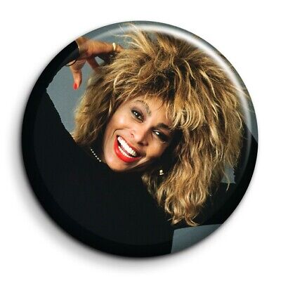 Tina Turner 1 Badge 38mm Button Pin • 1.49€