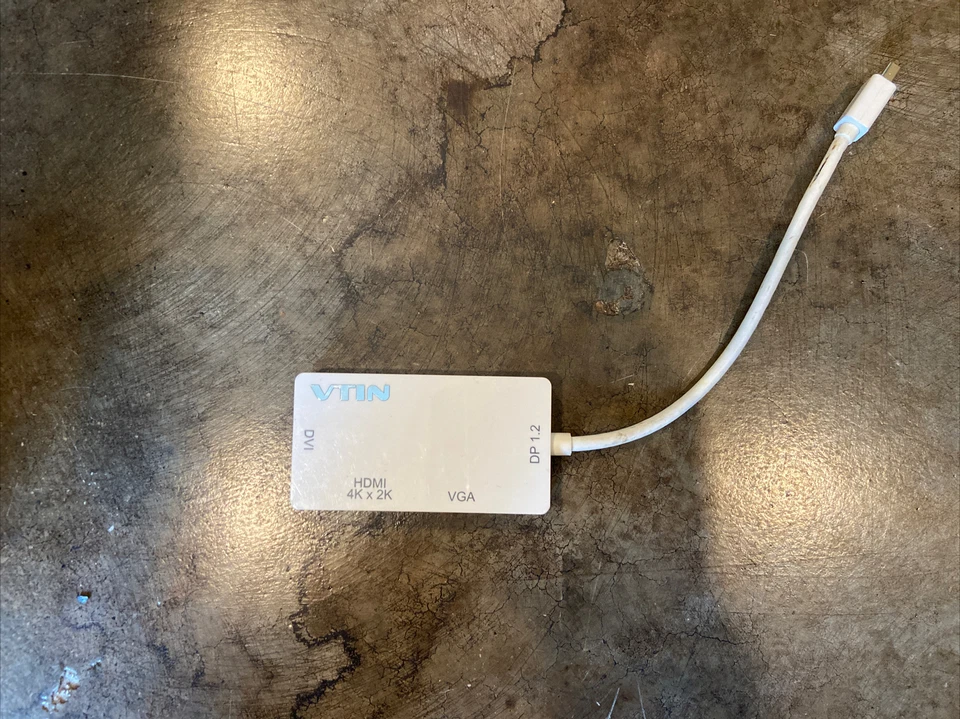 VicTsing Vtin 4K Mini DisplayPort to HDMI/DVI/VGA 3 in 1, thunderbolt Compatible - Image 1 of 1