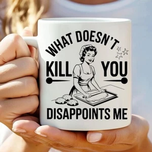 What Doesn't Kill You - Lustiger Keramik Kaffeebecher - 15 Unzen große Tasse - Bild 1 von 3