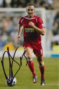 ACCRINGTON STANLEY HAND SIGNED TOM ALDRED 6X4 PHOTO. - Picture 1 of 1