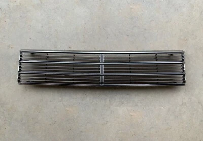 REJILLA.85-87 MITSUBISHI GALANT MB377276 Foto 1 de 2