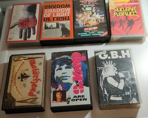 7 Videocassette VHS anni '80'90 Motorhead, Doors, Nuclear Assault, GBH, Bauhaus - Foto 1 di 13