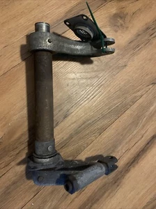 0842130-5, 5045203-2 Cessna 310D Nose Gear Retract Tube Assembly with Bellcranks - Foto 1 di 4