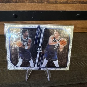 Óptica Panini Donruss 2023-24 - Ilusiones ópticas #4 Kyrie Irving, Luka Dončić - Imagen 1 de 2