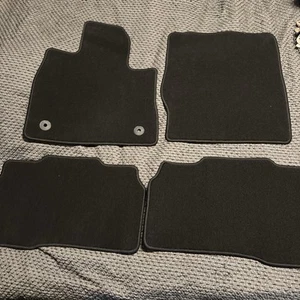 New 2020-2025 Ford Explorer Plush Carpet Floor Mats Set Black Factory OEM - Picture 1 of 7