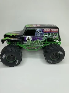 Monster Jam Grave Digger Monster Truck For Parts - Picture 1 of 8