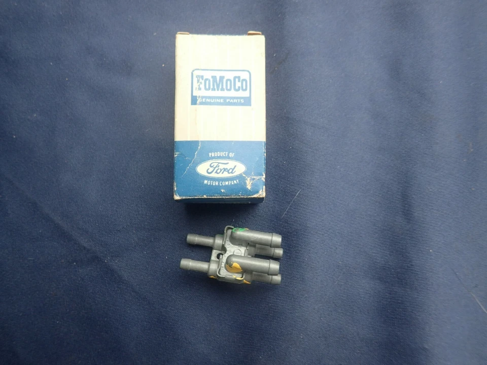 1967-68 Ford Thunderbird, Cougar hidden headlight vacuum connector, NOS!   - Image 1 of 4