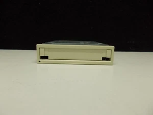 TEAC, Tape Drive 800, FT-3008TR-001, S/NO 252377, p/No 19305170-01 #SU-70 - Bild 1 von 1