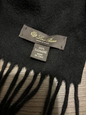 "Bufanda Loro Piana 100 % cachemir negra gruesa y suave 68"" L $1,100" Foto 1 de 4