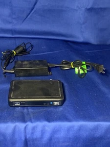 Receptor Direct TV C61-100 Mini Genie HD con adaptador de alimentación de CA - Imagen 1 de 2