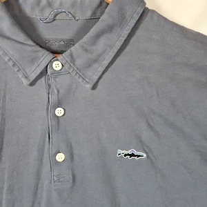 Polo Patagonia Para Hombre 2XL Gris Manga Corta Trucha Fitz Roy Logo Comodidad Exterior - Imagen 1 de 8