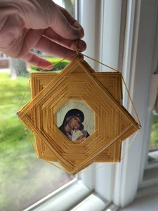 Adorno con marco en forma de estrella hecho a mano hilo arte religioso Jesús María 7" - Imagen 1 de 16