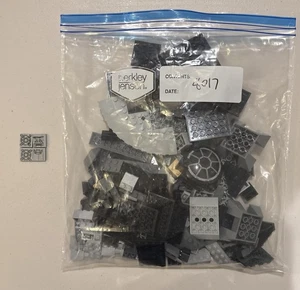 LEGO Star Wars: Darth Vader's Tie Fighter 8017 - Bild 1 von 4