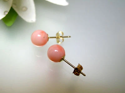 14k gold vintage nature angel skin sea coral 6 mm ball stud earring made in USA - Image 1 of 3