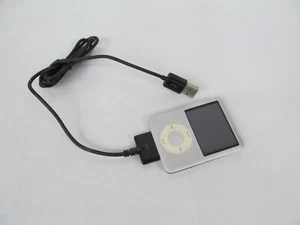 iPod 4GB A1236 Nano 3rd Generation for Parts Repair Only - Picture 1 of 3