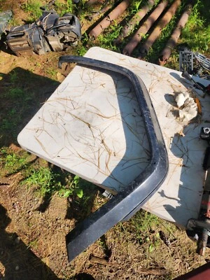 Jeep Comanche 86-92 OEM cama trasera guardabarros acampanado lado del pasajero negro Foto 1 de 4