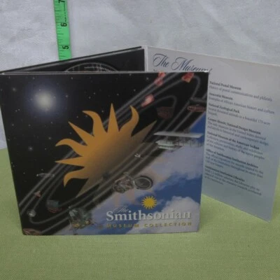SMITHSONIAN Museum Collection interactive CD-Rom w/ 3D glasses Sculpture & Art - Image 1 of 4