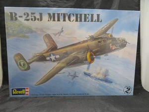 Kit Modelo Revell B-25J Mitchell Escala 1:48 - Imagen 1 de 6