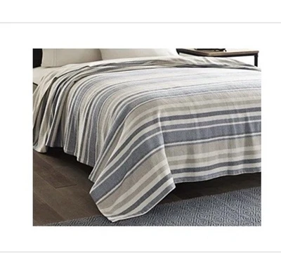 Eddie Bauer Blanket 108"x90" 1-Piece Blue Cotton Woven King - Image 1 of 4