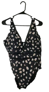 Meet.Curve Women's Lattice V-Neck One Piece Swimsuit Size 3XL - Picture 1 of 3