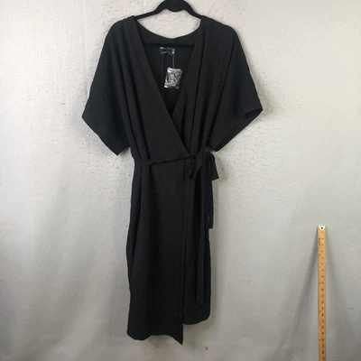 Vestido para mujer ASOS Design 22 negro envolvente con cinturón midi manga kimono curva cuello en V Foto 1 de 4