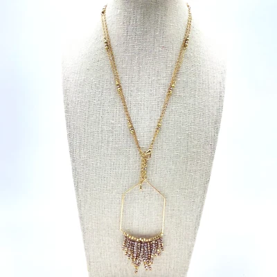 Collar con flecos en tono dorado colgante geométrico multi hilo boho joyería distintiva Foto 1 de 4