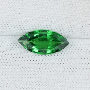1.09 ct ULTRA RARE FINE QUALITY NATURAL TSAVORITE /GREEN GARNET Marquise 1158 GB - Picture 1 of 2