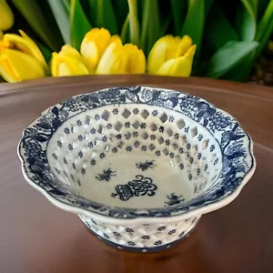 Antique Porcelain Chinese Chinoiserie Lattice Weave Bowl - Picture 1 of 8
