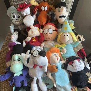 Juego completo de 12 peluches Rocky and Bullwinkle con etiquetas S9 - Imagen 1 de 18