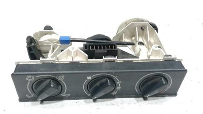 6U0819045 CONTROL AIRE ACONDICIONADO / 2312275 SKODA FELICIA BERLINA 791 GLX Foto 1 de 4