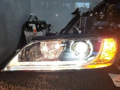 2011 Hyundai Azera The luxury Grandeur Left Xenon Headlight - Image 1 of 4