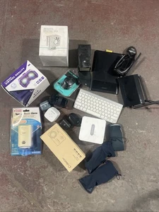 Lot of 15 ELECTRONICS Headphones Sonos Powerfan Mouse All Untested As Is - Picture 1 of 8