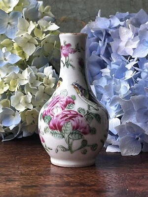 Famille Rose Hand Painted Qing Miniature Bud Vase c.1850 - Image 1 of 4