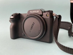 Fuji GFX 100s fast neu - near mint -shutter count 5000 - Bild 1 von 14