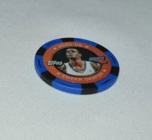 2005 TOPPS NBA COLLECTOR CHIP - EMEKA OKAFOR 2005-06 BLUE & BLACK CHIP  - Picture 1 of 3