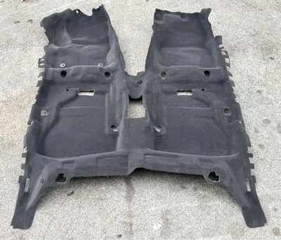 Cubierta de alfombra de piso trasero delantero Ford Focus 2012-2018 sedán 4P OEM Foto 1 de 4