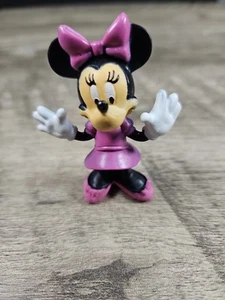 Disney Minnie Mouse Greenbrier International Inc. Figura Cake Topper - Imagen 1 de 3